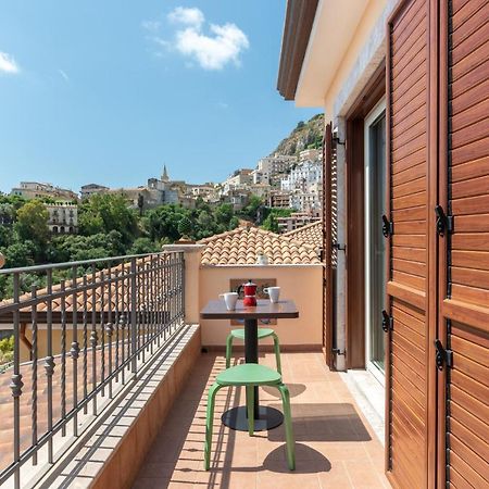 Taormina Panoramic Apartment With Parking Exterior photo
